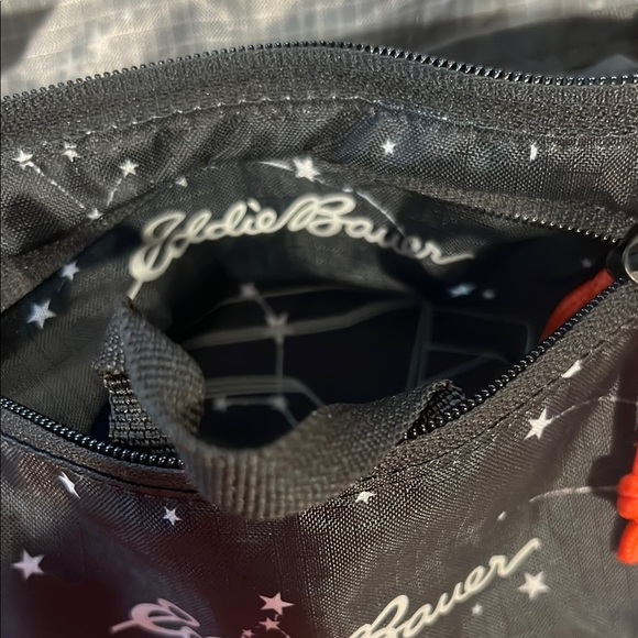 Eddie Bauer Black and White Belt Bag with Star Pattern - Picture 6 of 7